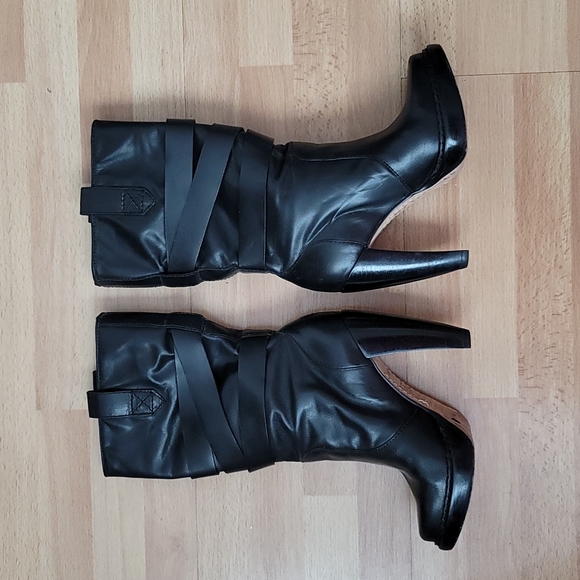 Kors Michael Kors Platform Leather Pull On Boots - Picture 2 of 12